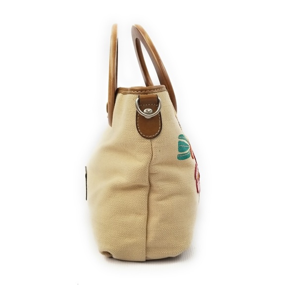 Relic Boho Floral Embroidered Handbag with Wooden Handles - Picture 2 of 6